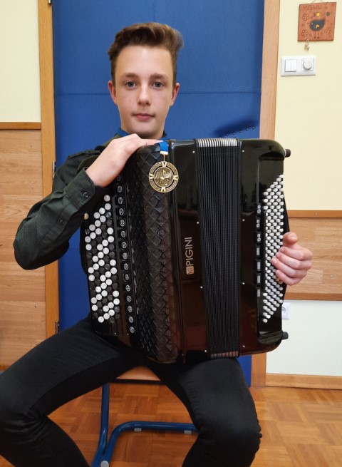 Karl Mohor Jevšenak ponovno ZLATO